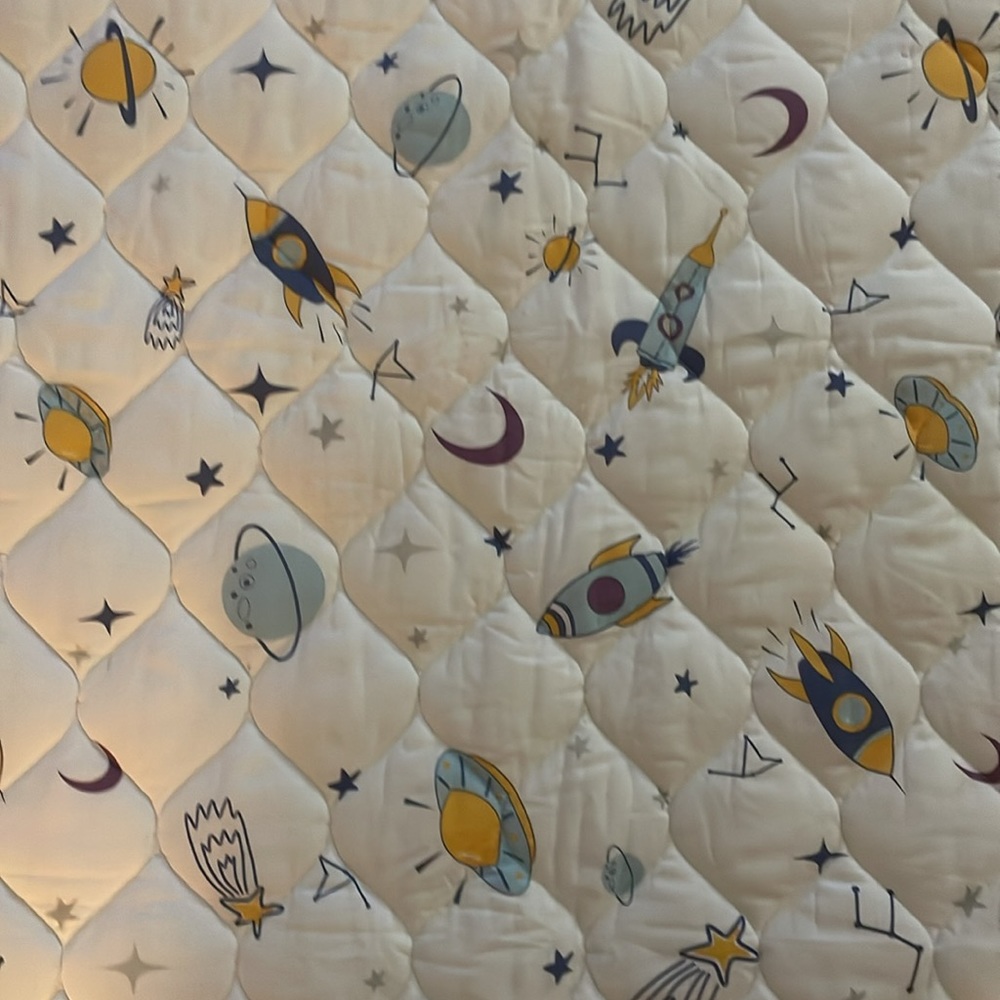 Toddler Comforter - Picture 2 of 3